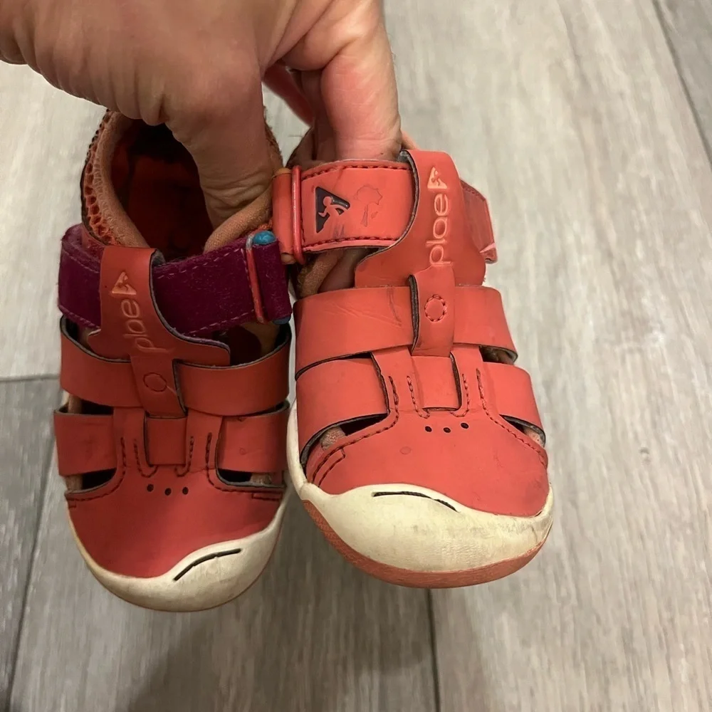 Plae Pink little Girl Shoes Size 7.5
